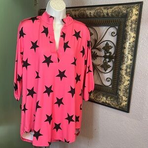 Hamish U.S.A top - Pink with black stars V- Neck Sz S